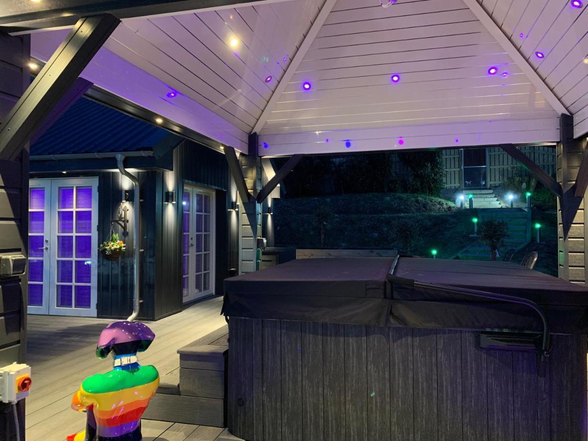 Little Fox Lodge Luxury Hideaway With Hot Tub Glencoe Near Fortwilliam (Adults Only) ภายนอก รูปภาพ