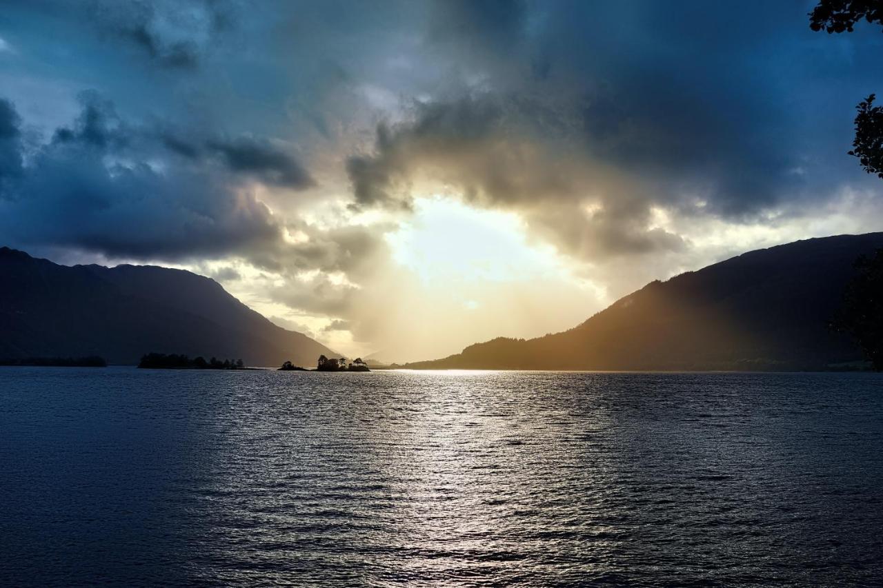 Little Fox Lodge Luxury Hideaway With Hot Tub Glencoe Near Fortwilliam (Adults Only) ภายนอก รูปภาพ